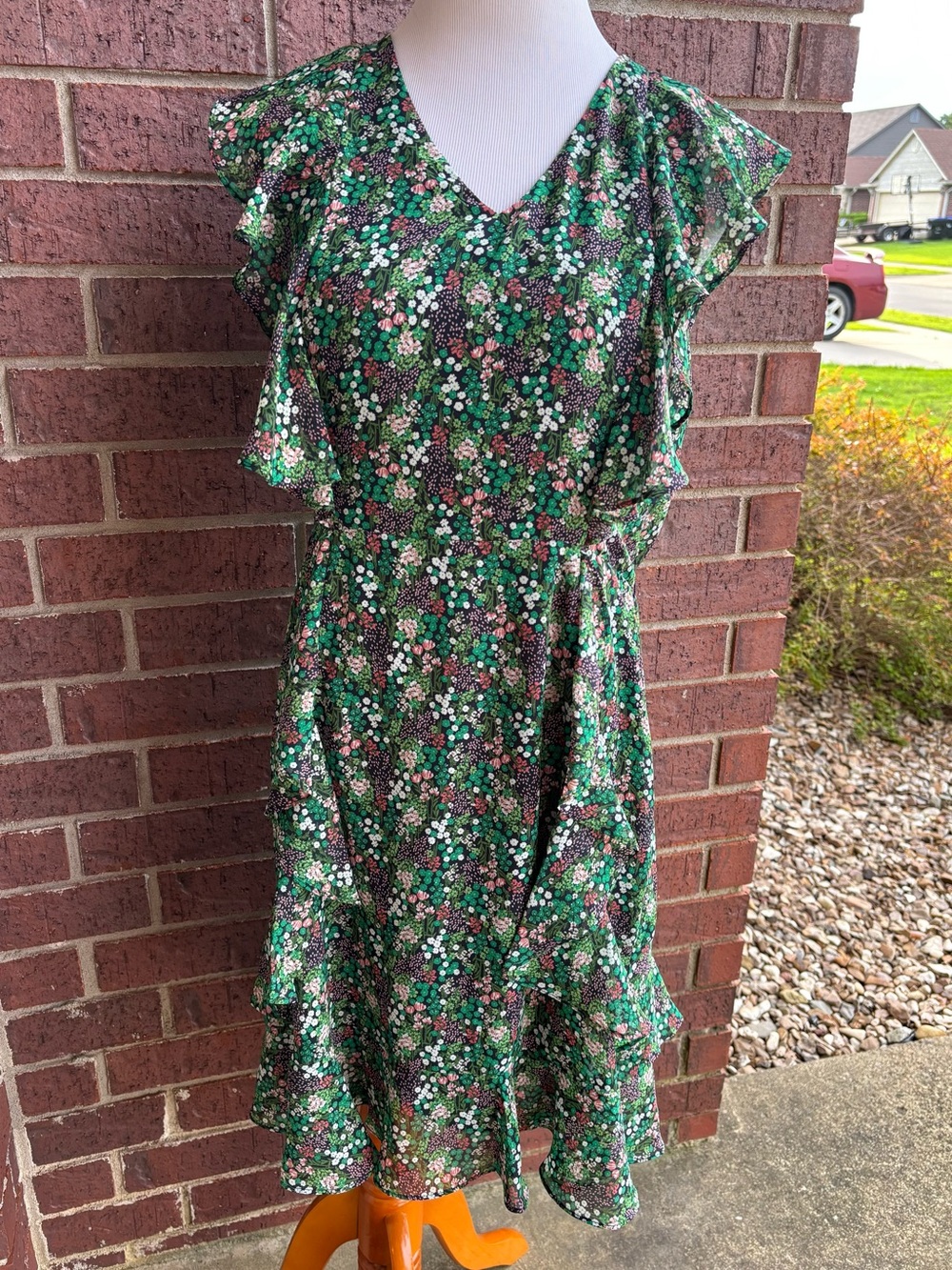 Sandra Darren Green Floral Ruffle Midi Dress